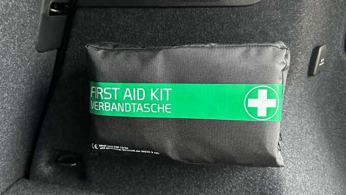 Volvo XC40 B4 (194BHP) Black Edition Ultra Mild Hybrid - (Harman & Kardon)