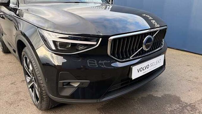 Volvo XC40 B4 (197BHP) Ultra Dark Mild Hybrid - (360 View Camera)