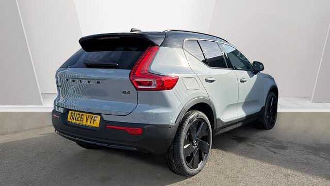 Volvo XC40 B4 (197BHP) Ultra Black Edition Mild Hybrid - (360 Camera)