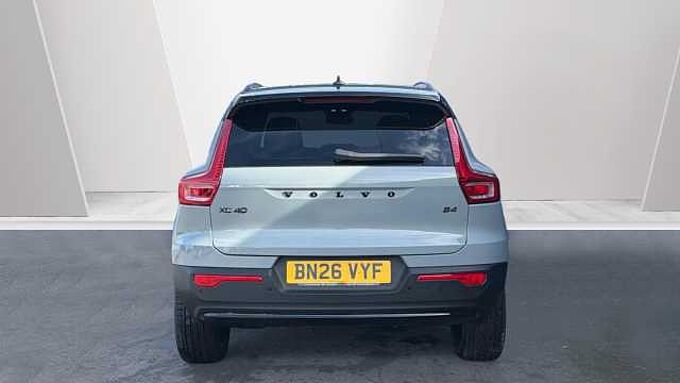 Volvo XC40 B4 (197BHP) Ultra Black Edition Mild Hybrid - (360 Camera)