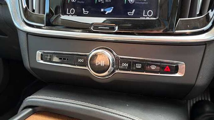 Volvo S90 D5 (232BHP) AWD Inscription Plus - (Panoramic Sunroof)