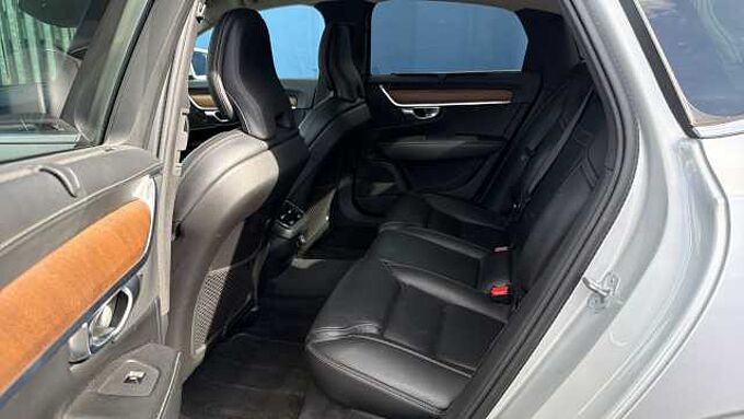 Volvo S90 D5 (232BHP) AWD Inscription Plus - (Panoramic Sunroof)