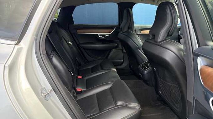 Volvo S90 D5 (232BHP) AWD Inscription Plus - (Panoramic Sunroof)