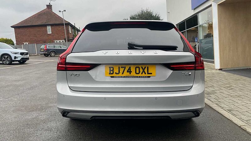 Volvo V90 T8 (449BHP) Ultra Dark AWD Plug-in Hybrid - (Sunroof)