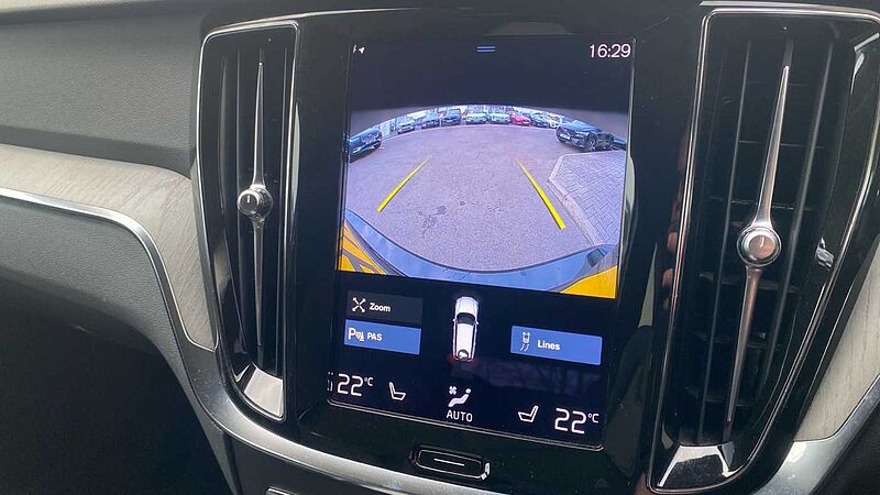 Volvo V60 Cross Country B5 AWD (247BHP) Cross Country Mild Hybrid - (Apple CarPlay)