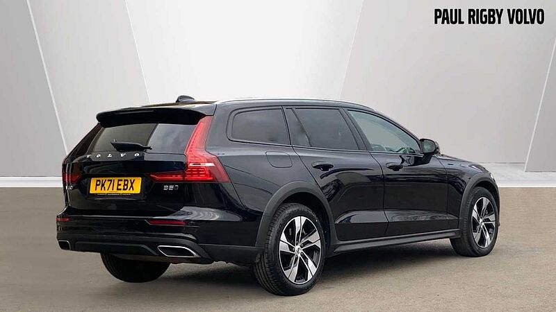 Volvo V60 Cross Country B5 AWD (247BHP) Cross Country Mild Hybrid - (Apple CarPlay)