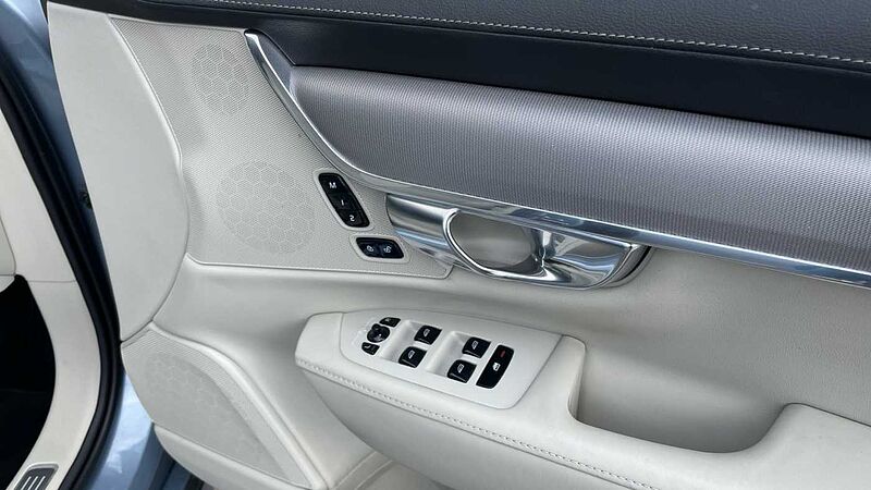 Volvo S90 T8 (386 BHP) AWD Twin Engine Inscription Plus Automatic - (Adaptive Cruise)