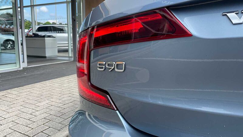 Volvo S90 T8 (386 BHP) AWD Twin Engine Inscription Plus Automatic - (Adaptive Cruise)
