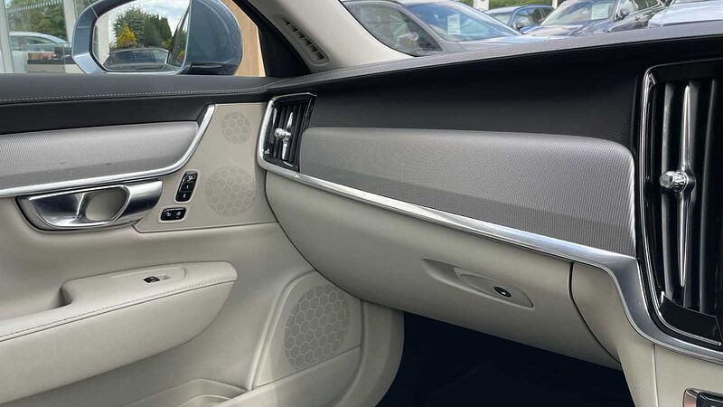 Volvo S90 T8 (386 BHP) AWD Twin Engine Inscription Plus Automatic - (Adaptive Cruise)