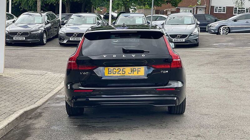 Volvo V60 T8 (449BHP) Ultra Dark AWD Plug-in Hybrid - (360 Parking Camera)