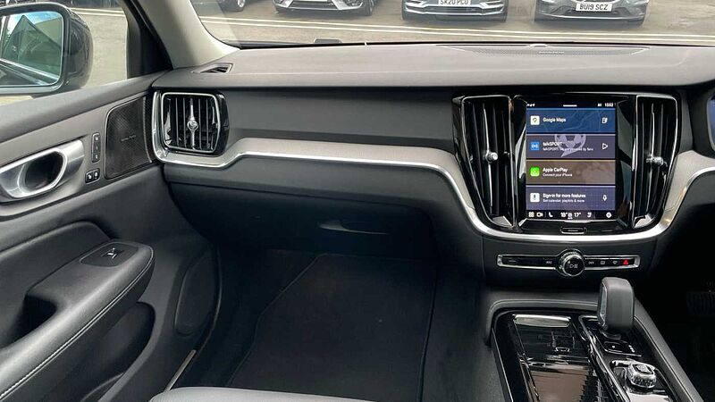 Volvo V60 T8 (449BHP) Ultra Dark AWD Plug-in Hybrid - (360 Parking Camera)