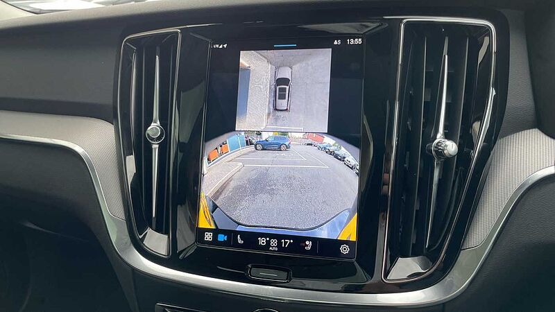 Volvo V60 T8 (449BHP) Ultra Dark AWD Plug-in Hybrid - (360 Parking Camera)
