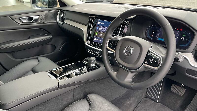 Volvo V60 T8 (449BHP) Ultra Dark AWD Plug-in Hybrid - (360 Parking Camera)
