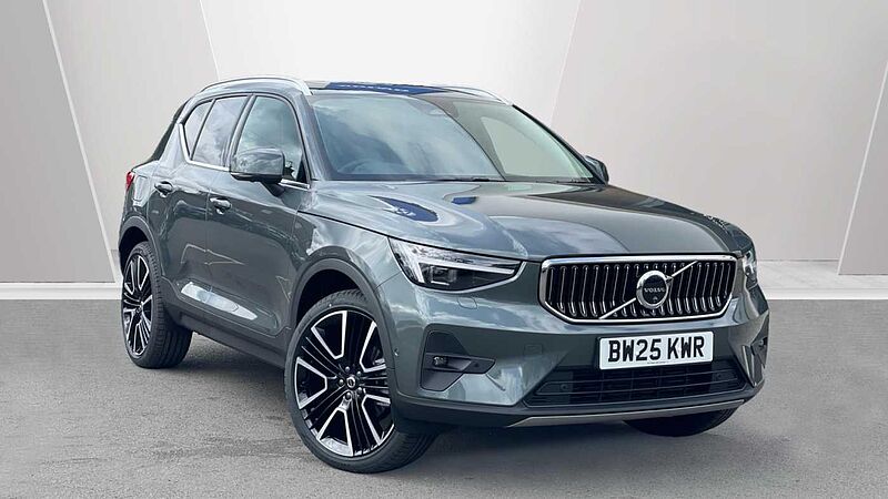 Volvo XC40 B4 (194BHP) Ultra Bright Mild Hybrid - (360 Parking Camera)