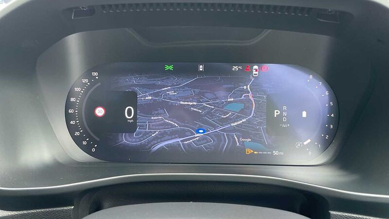 Volvo XC40 B4 (194BHP) Ultra Bright Mild Hybrid - (360 Parking Camera)