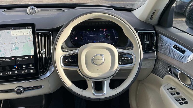 Volvo XC90 T8 (449BHP) Ultra Dark AWD Plug-in Hybrid - (Bowers & Wilkins)
