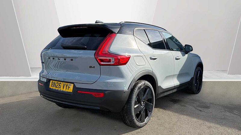 Volvo XC40 B4 (197BHP) Ultra Black Edition Mild Hybrid - (360 Camera)