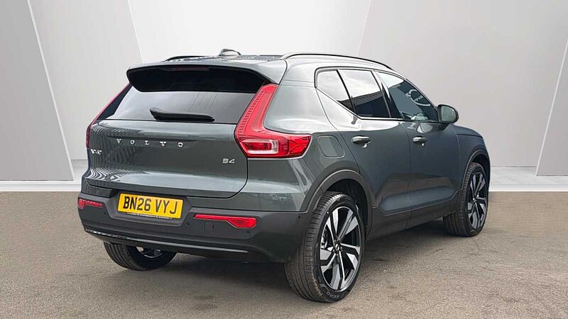 Volvo XC40 B4 (197BHP) Ultra Dark Mild Hybrid - (360 Parking Camera)