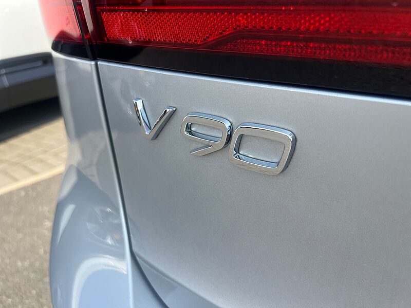 Volvo V90 Plus, T6 AWD Plug-in hybrid, Electric/Petrol, Dark