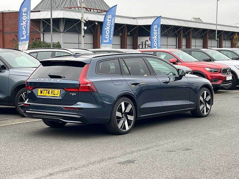 Volvo V60 Ultra, T8 AWD Plug-in hybrid, Electric/Petrol, Dark