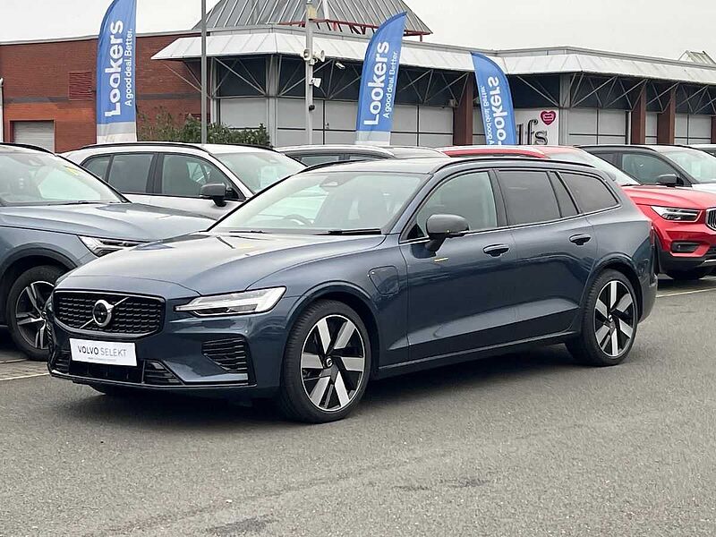 Volvo V60 Ultra, T8 AWD Plug-in hybrid, Electric/Petrol, Dark