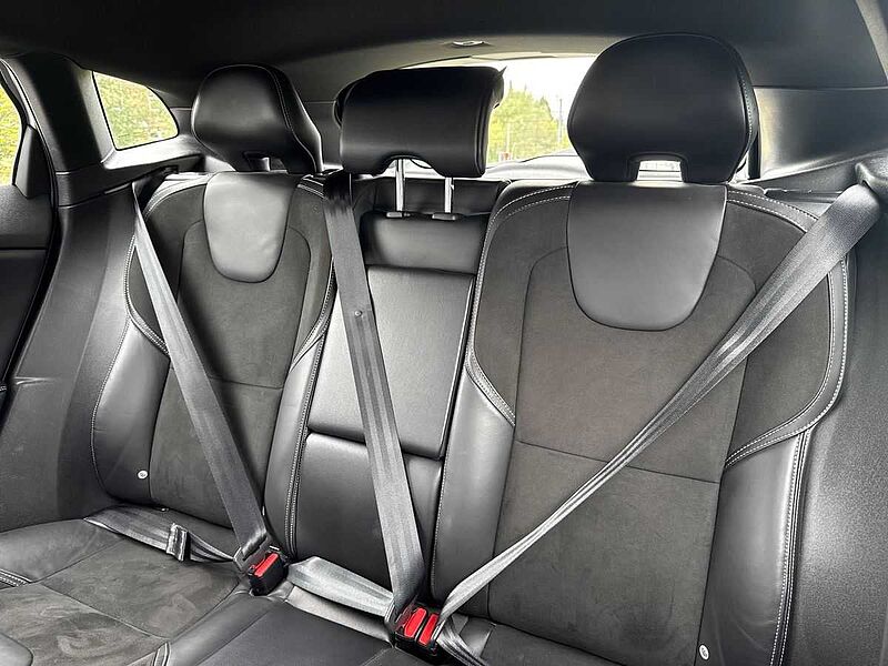 Volvo V40 T2 [122] R Design Nav Plus 5Dr