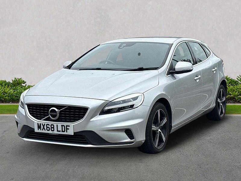 Volvo V40 T2 [122] R Design Nav Plus 5Dr