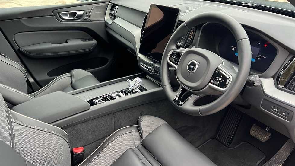 Volvo XC60 Black Edition Plus, T6 AWD Plug-in hybrid, Electric/Petrol
