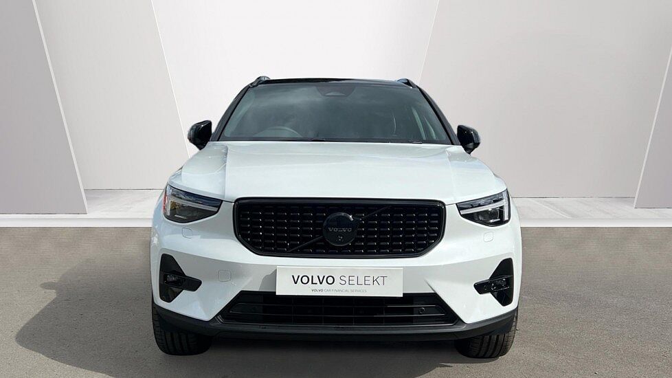 Volvo XC40 Black Edition Ultra, B4 Mild hybrid, Petrol