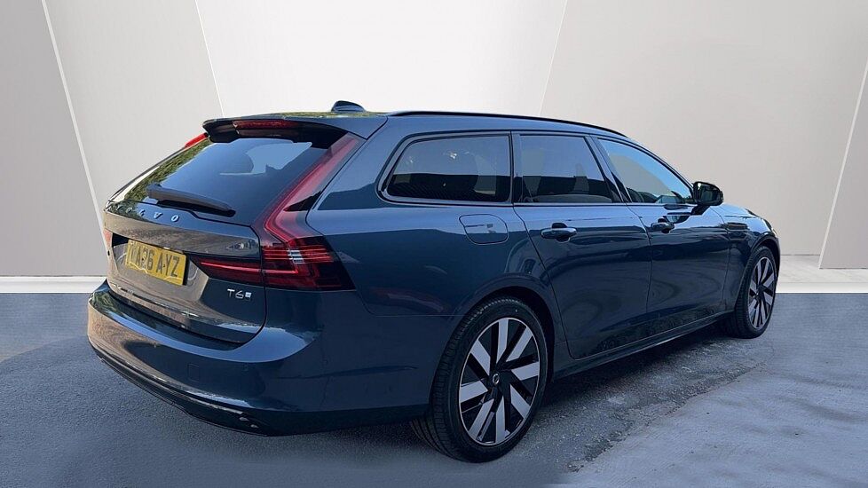 Volvo V90 Plus, T6 AWD Plug-in hybrid, Electric/Petrol, Dark