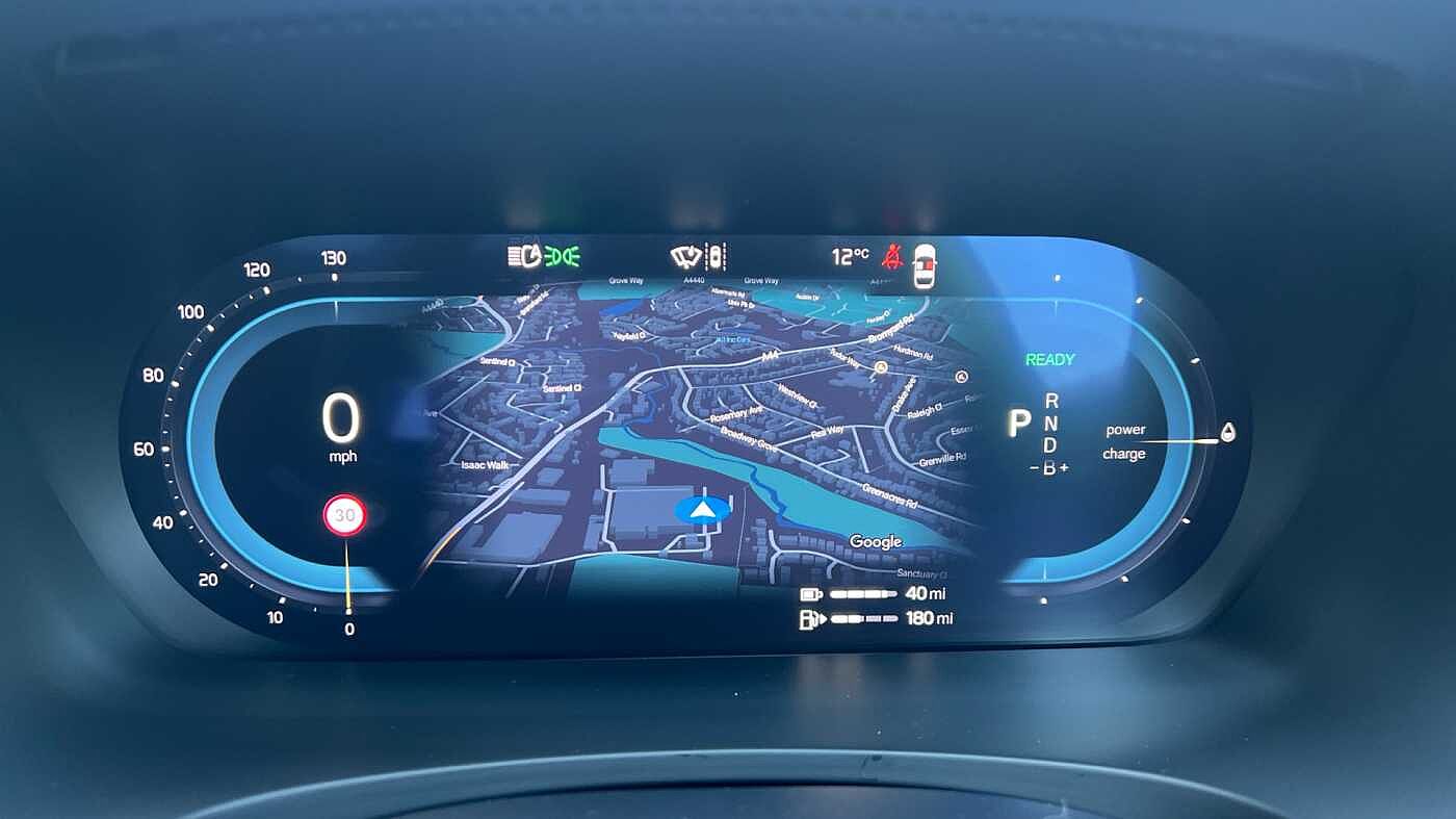 Volvo V90 Ultra, T8 AWD Plug-in hybrid, Electric/Petrol, Dark (Bowers & Wilkins)