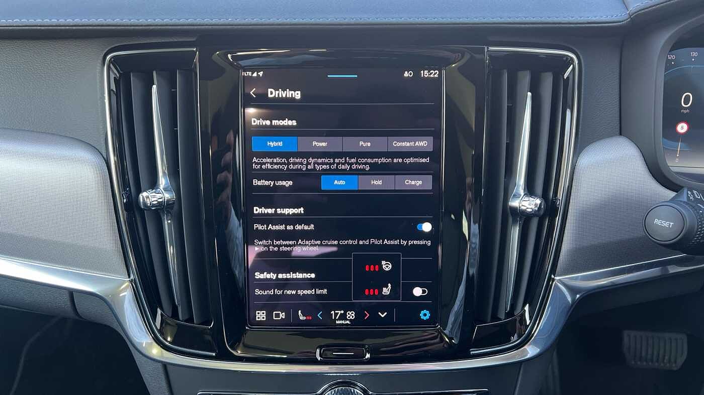 Volvo V90 Ultra, T8 AWD Plug-in hybrid, Electric/Petrol, Dark (Bowers & Wilkins)