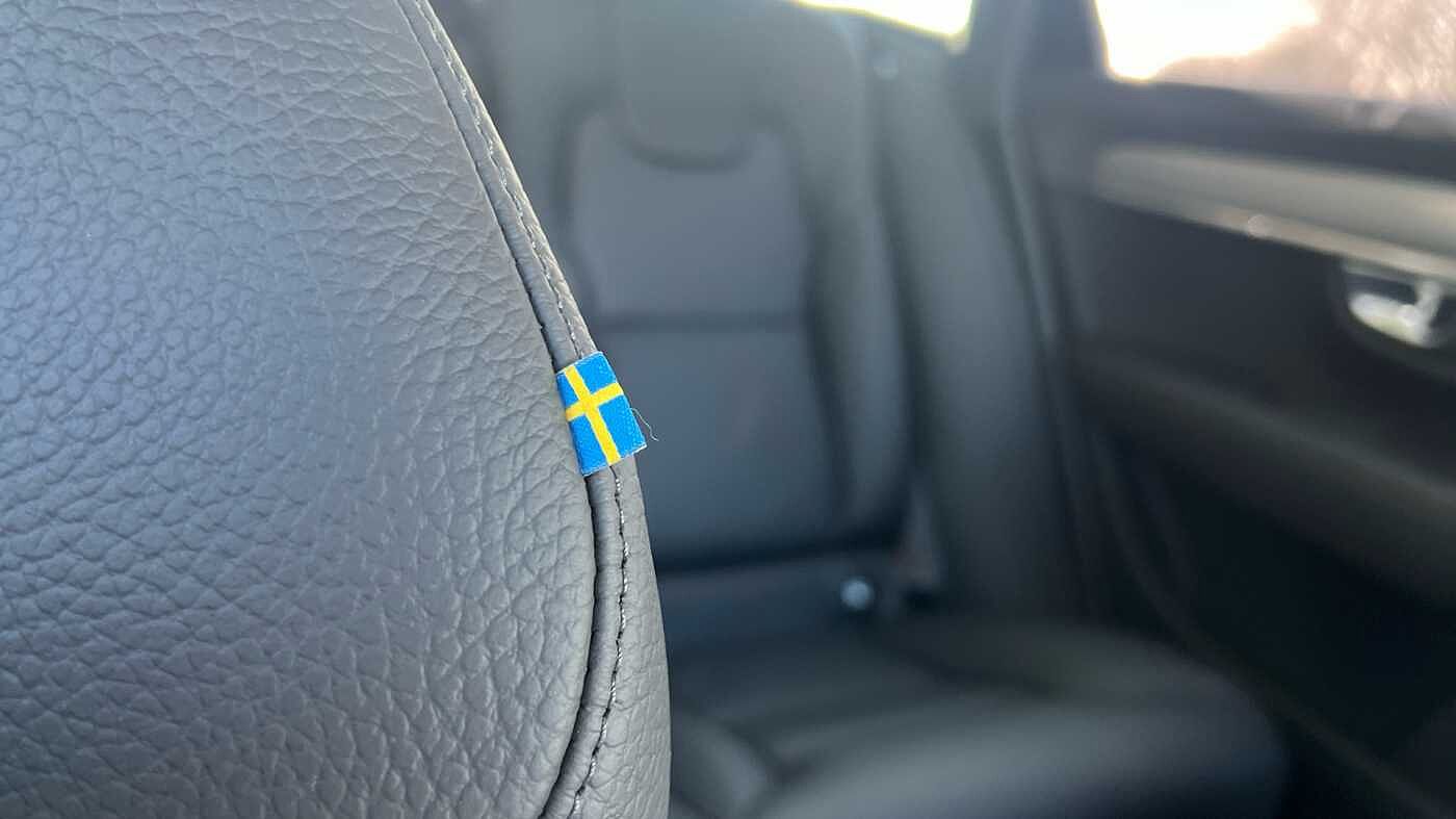 Volvo V90 Ultra, T8 AWD Plug-in hybrid, Electric/Petrol, Dark (Bowers & Wilkins)