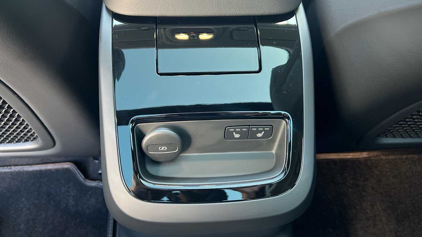 Volvo V90 Ultra, T8 AWD Plug-in hybrid, Electric/Petrol, Dark (Bowers & Wilkins)