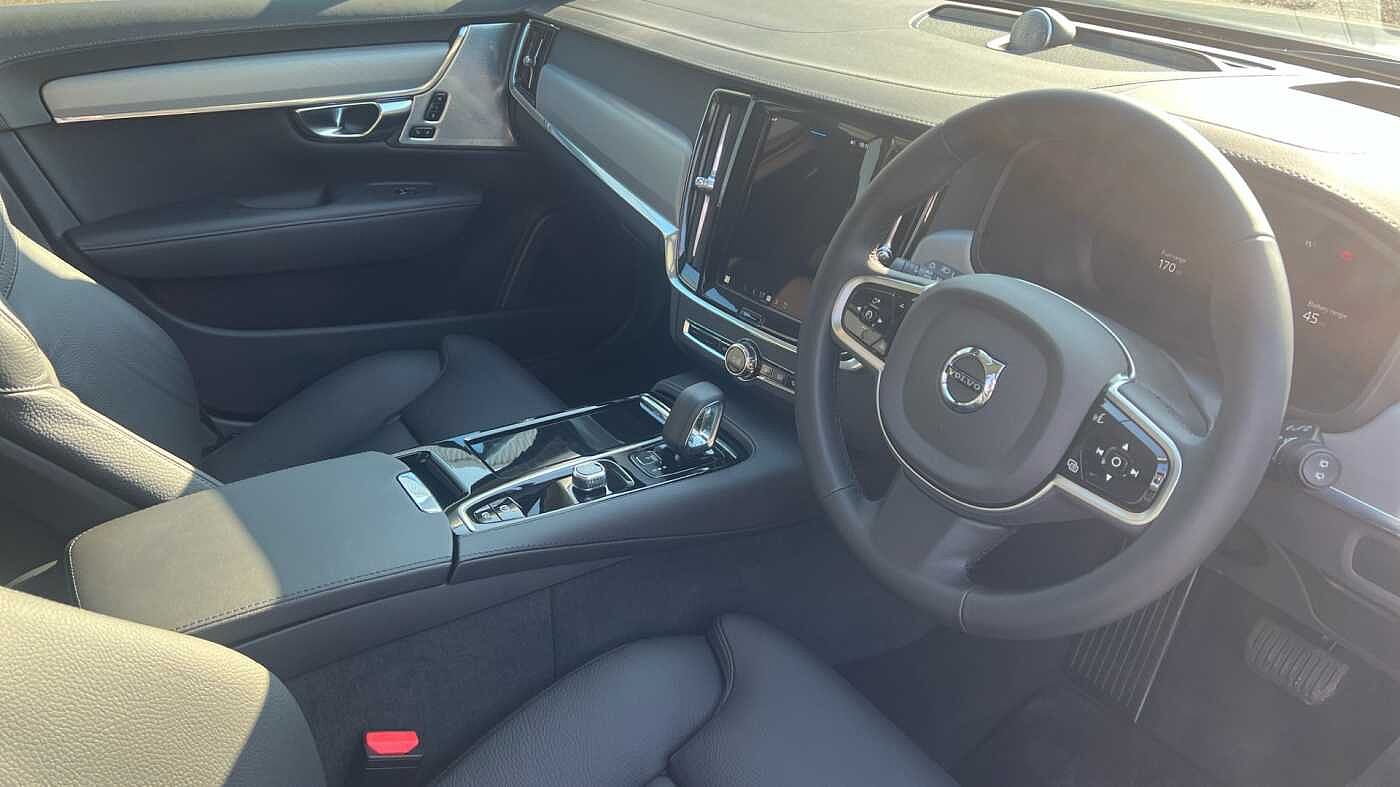 Volvo V90 Ultra, T8 AWD Plug-in hybrid, Electric/Petrol, Dark (Bowers & Wilkins)