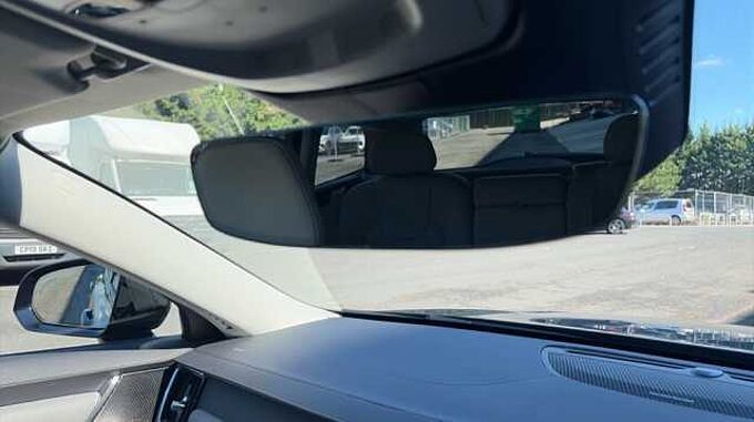 Volvo V90 Plus, T6 AWD Plug-in hybrid, Electric/Petrol, Dark