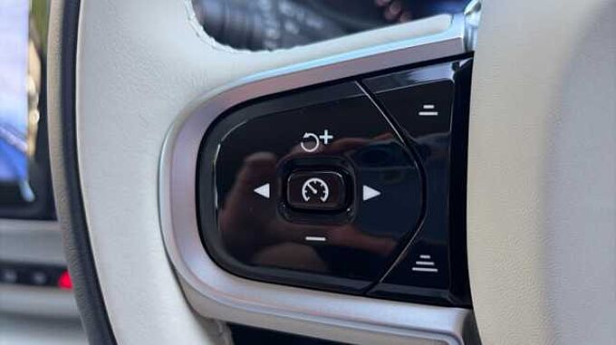 Volvo V90 Plus, T6 AWD Plug-in hybrid, Electric/Petrol, Dark