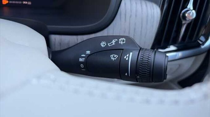 Volvo V90 Plus, T6 AWD Plug-in hybrid, Electric/Petrol, Dark
