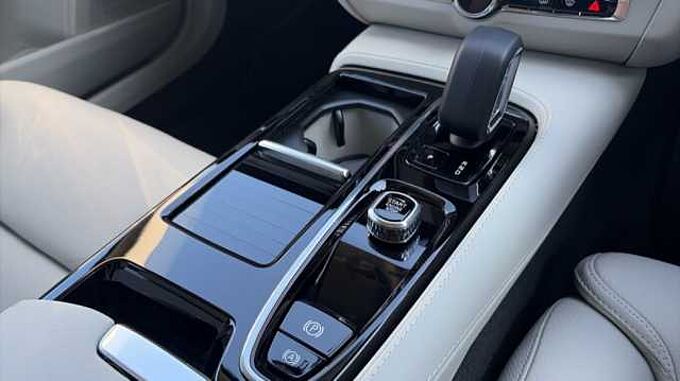 Volvo V90 Plus, T6 AWD Plug-in hybrid, Electric/Petrol, Dark