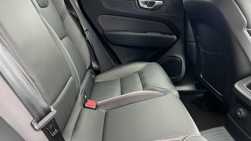 Volvo XC60 Black Edition Plus, T6 AWD Plug-in hybrid, Electric/Petrol