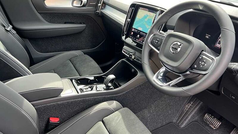 Volvo XC40 Black Edition Ultra, B4 Mild hybrid, Petrol