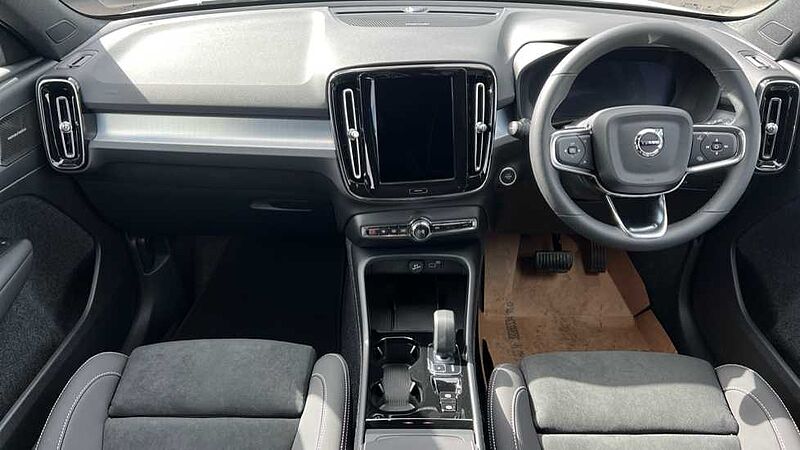 Volvo XC40 Black Edition Ultra, B4 Mild hybrid, Petrol