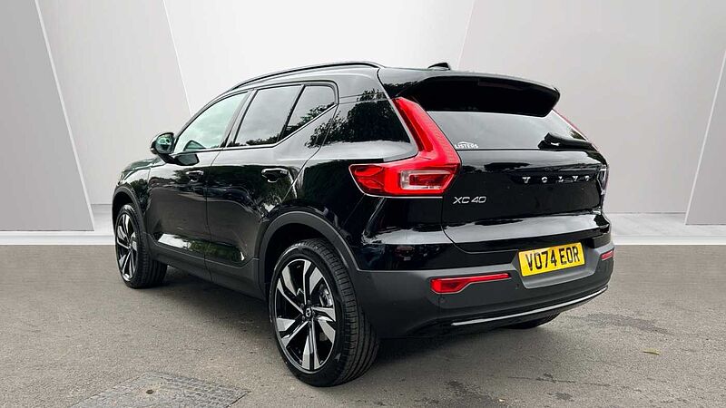 Volvo XC40 Ultra, B3 Mild hybrid, Petrol, Dark (BLIS, 360 Camera, Panoramic Roof)