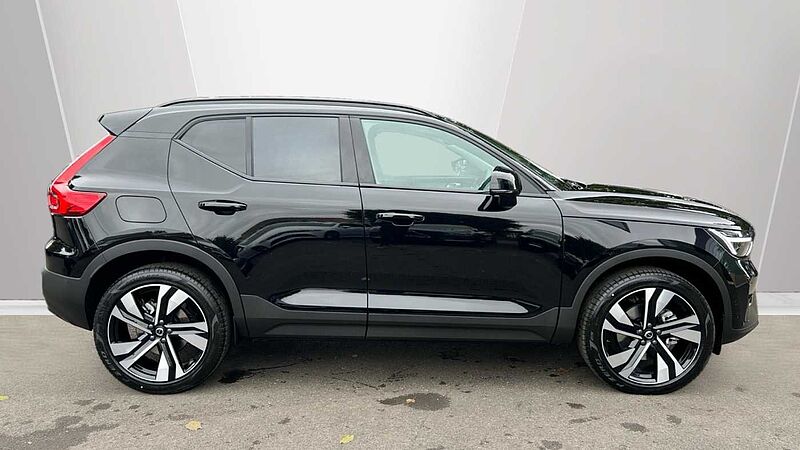 Volvo XC40 Ultra, B3 Mild hybrid, Petrol, Dark (BLIS, 360 Camera, Panoramic Roof)