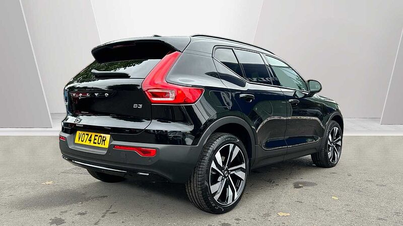 Volvo XC40 Ultra, B3 Mild hybrid, Petrol, Dark (BLIS, 360 Camera, Panoramic Roof)