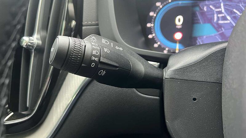 Volvo XC60 Ultra, T8 AWD Plug-in hybrid, Electric/Petrol, Bright(Panoramic Roof, 360 Camera)