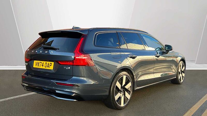 Volvo V60 Plus, T6 AWD Plug-in hybrid, Electric/Petrol, Dark