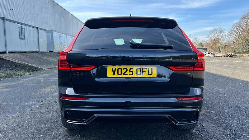 Volvo XC60 Black Edition Plus, T6 AWD Plug-in hybrid, Electric/Petrol (Panoramic Roof)