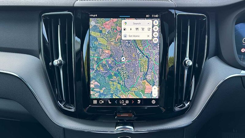 Volvo XC60 Black Edition Plus, T6 AWD Plug-in hybrid, Electric/Petrol (Panoramic Roof)