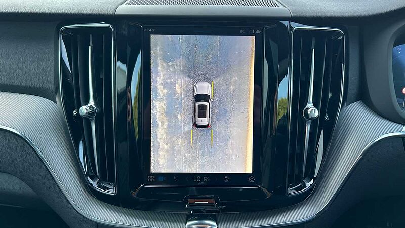 Volvo XC60 Black Edition Plus, T6 AWD Plug-in hybrid, Electric/Petrol (Panoramic Roof)